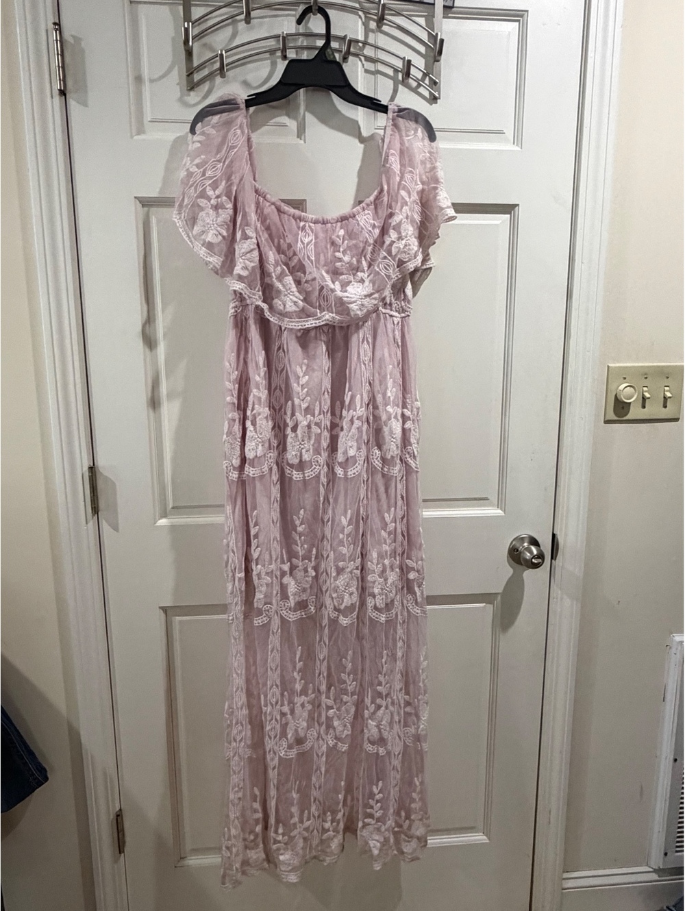Pink Embroidered Maxi Dress with Ruffle Detail Size XL